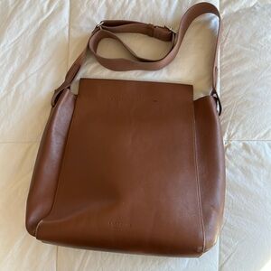 Everlane tan light brown leather crossbody or shoulder bag